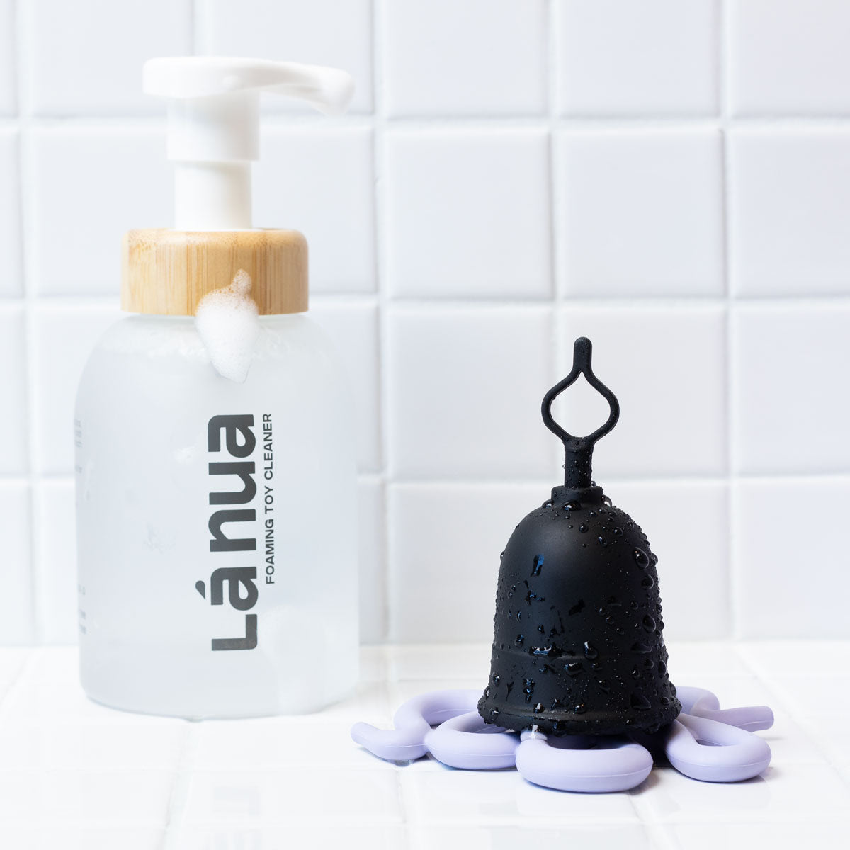 La Nua Foaming Toy Cleaner