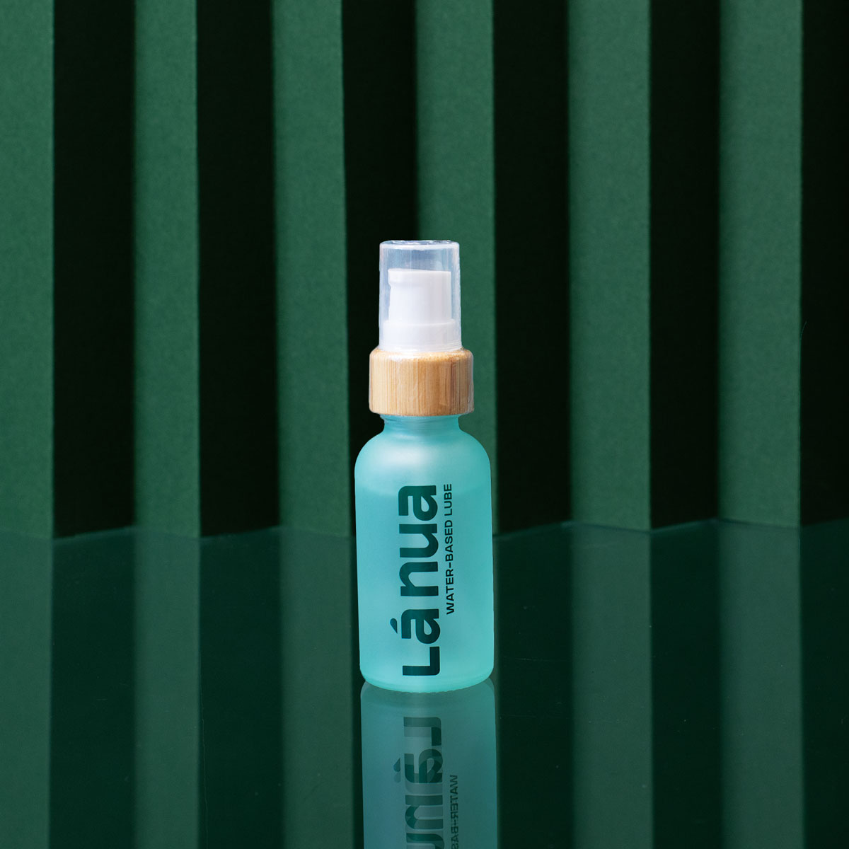 La Nua Water Based Lubricant - Cup + Disc Safe Period Nirvana La Nua Water Based Lubricant - Cup + Disc Safe Period Nirvana