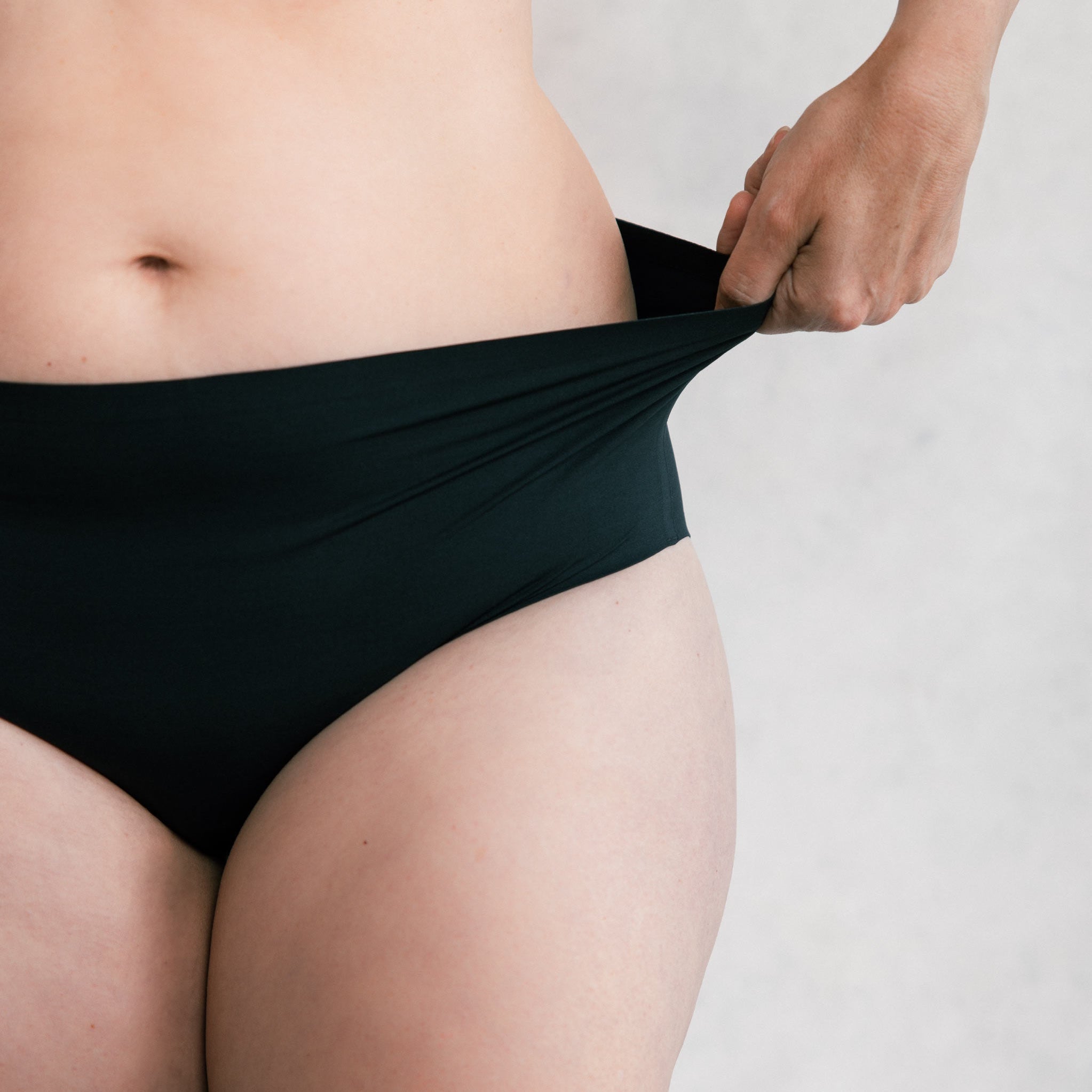 Saalt Wear Leakproof Seamless High Waist