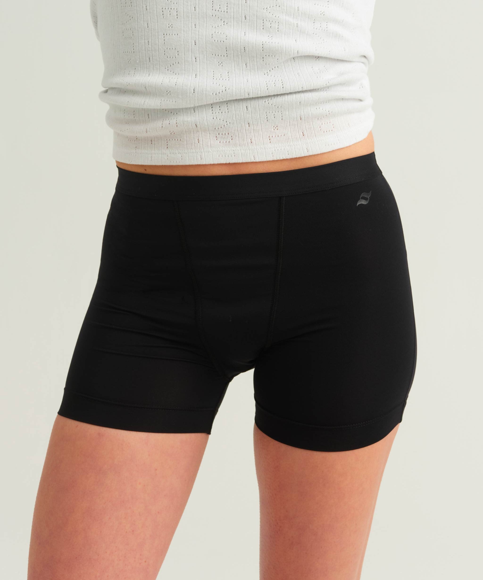 Saalt Wear Leakproof Teen Sport Short