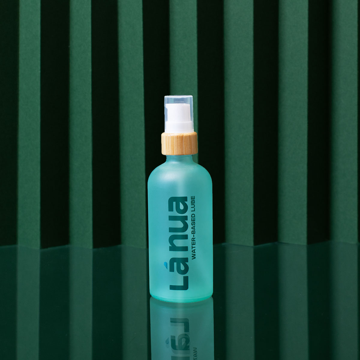 La Nua Water Based Lubricant - Cup + Disc Safe Period Nirvana La Nua Water Based Lubricant - Cup + Disc Safe Period Nirvana