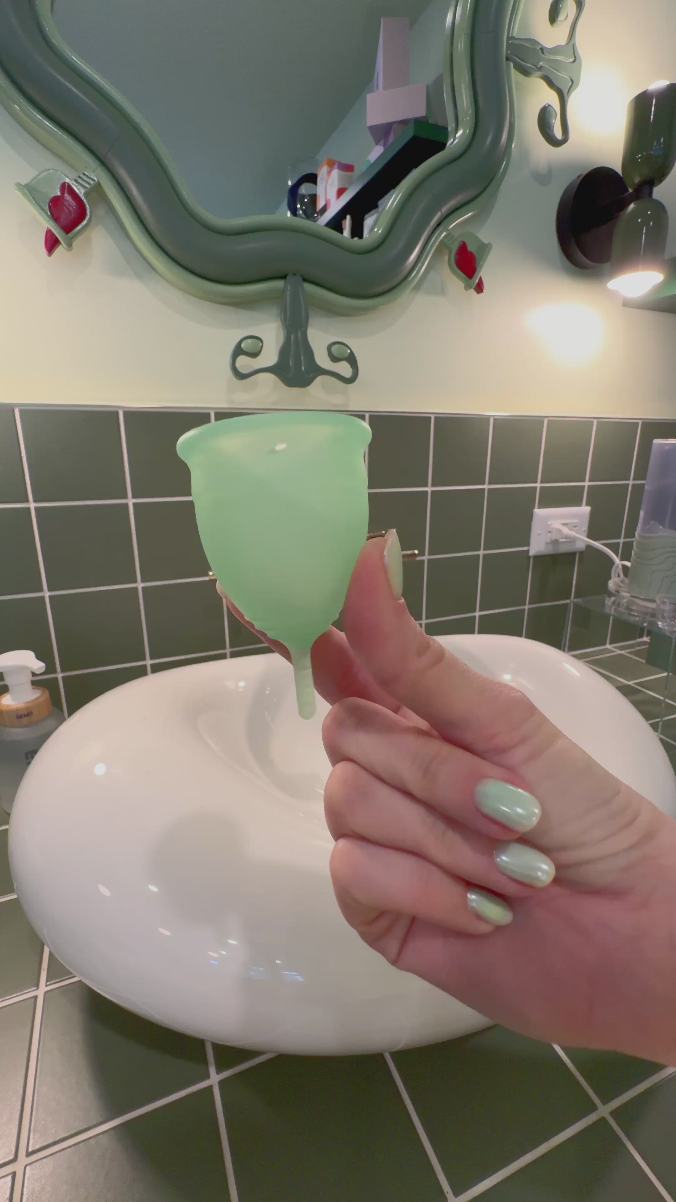 La Nua Foaming Toy Cleaner – Period Nirvana