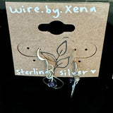 Wire Vulva Earrings by Xena